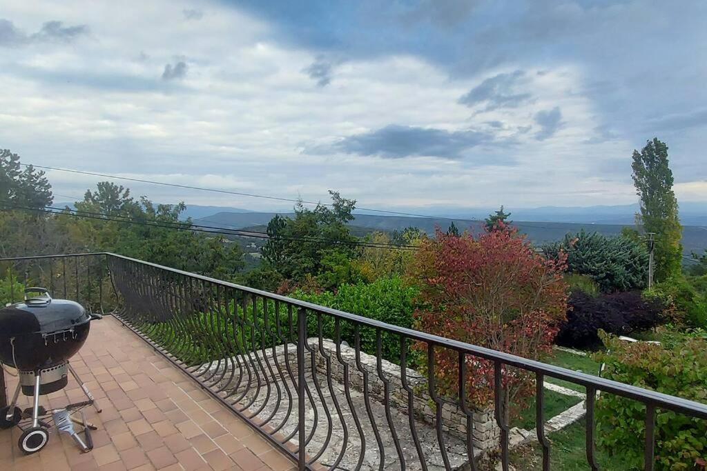 Villa Maison De Campagne 04 Vacheres Luberon 3 Chambres 8 Personnes Exterior photo